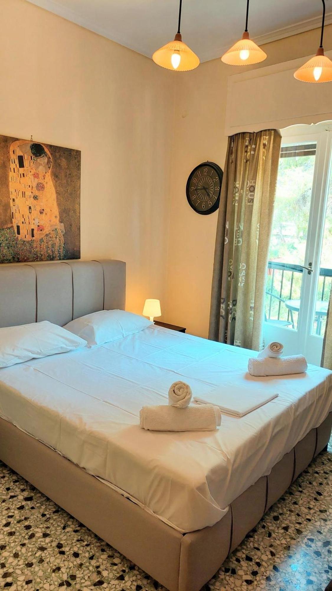 Cozy Apartment In Acropolis With Roof Garden เอเธนส์ ภายนอก รูปภาพ