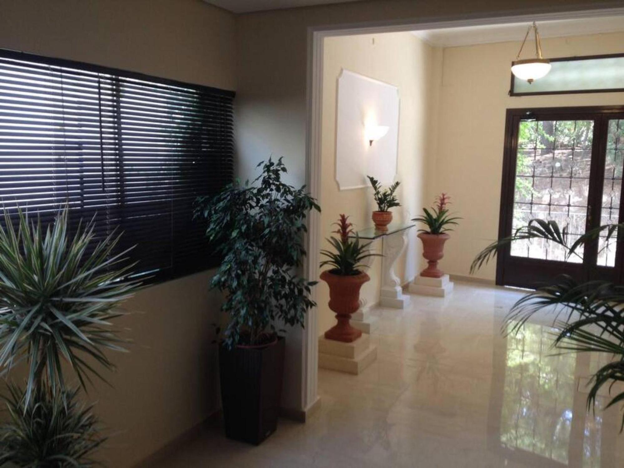 Cozy Apartment In Acropolis With Roof Garden เอเธนส์ ภายนอก รูปภาพ