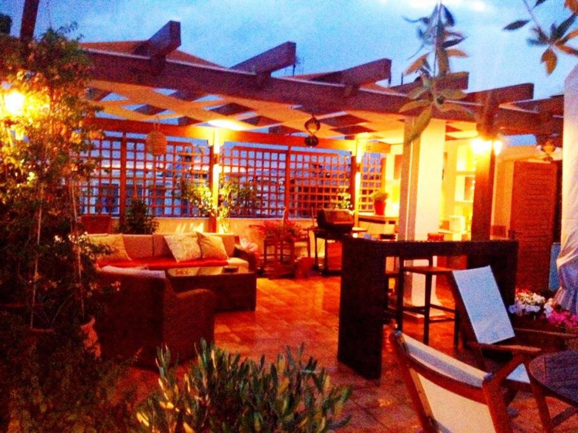 Cozy Apartment In Acropolis With Roof Garden เอเธนส์ ภายนอก รูปภาพ